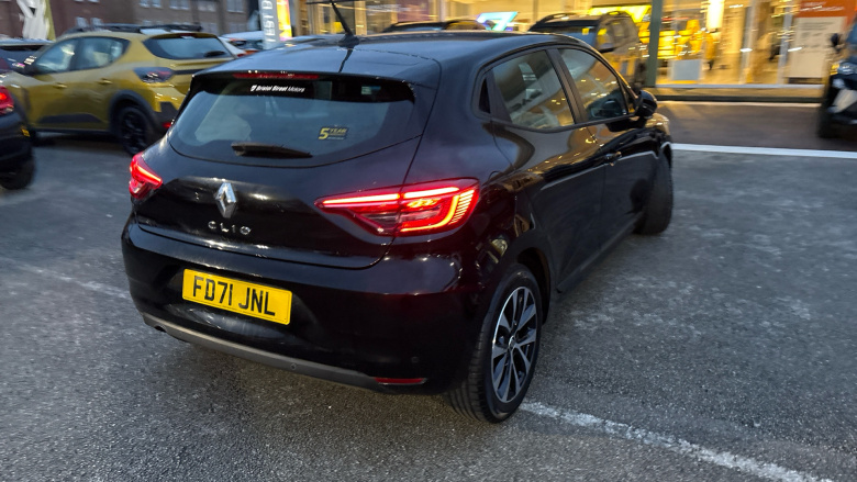 Renault Clio 1.0 TCe 90 Iconic 5dr Petrol Hatchback